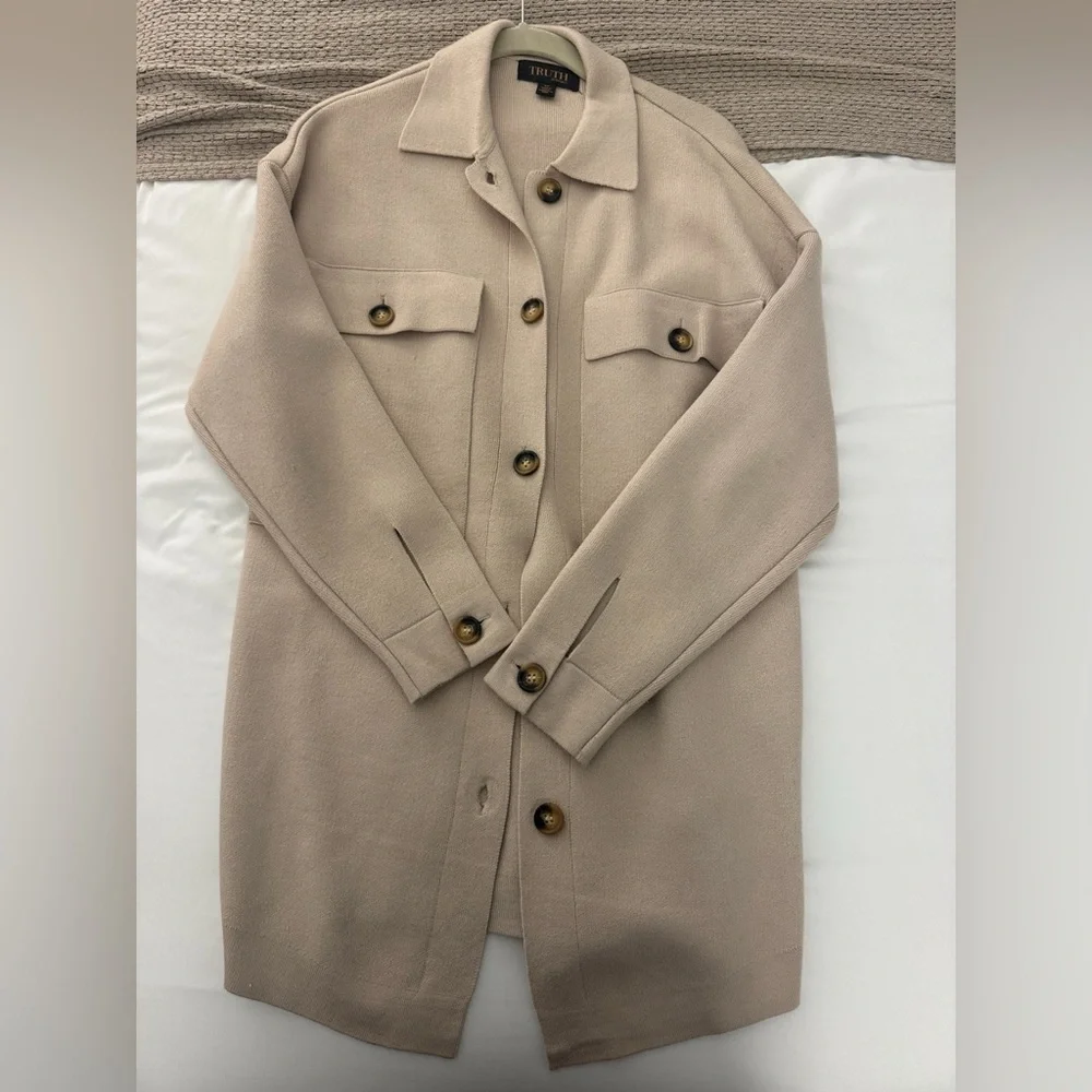 Women's Beige Button-Up Light Knit Sweater - Picture 4 of 7